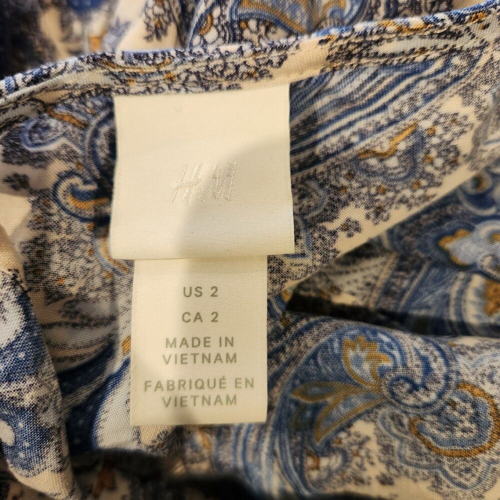 H&M Cream Blue Paisley Fit & Flare Sleeve Shift Mini Dress Size 2 Dainty Flowy - Picture 3 of 12